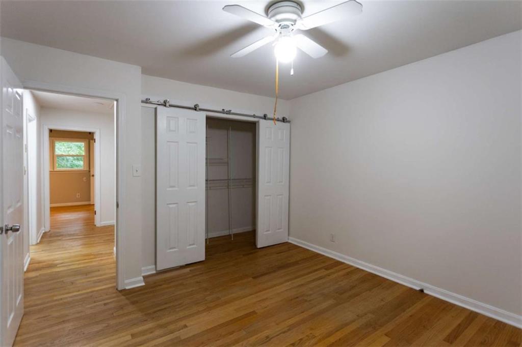 1025 Vistavia Circle Decatur, GA 30033 - Photo 41 of 56