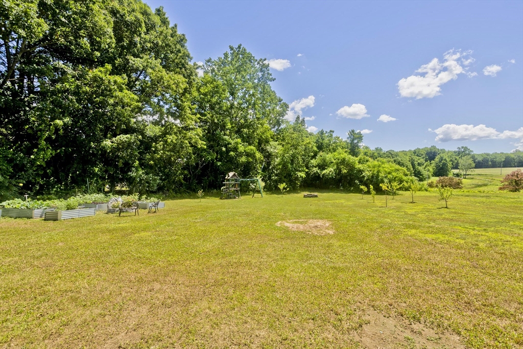 26 Laro Road Southwick, MA 01077 - Photo 14 of 21