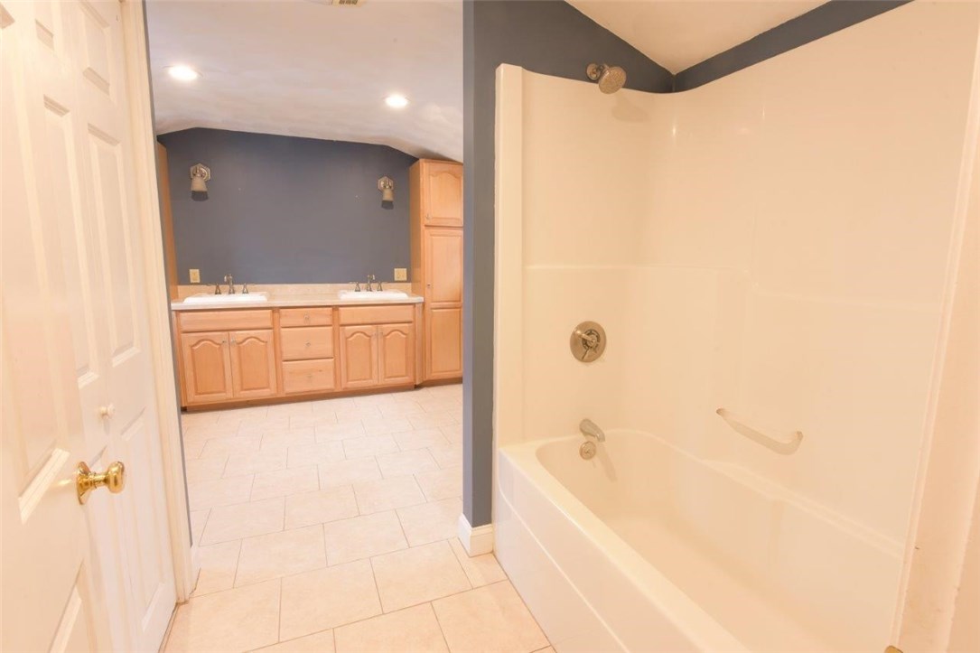 1408 Chopmist Hill Road Scituate, RI 02857 - Photo 25 of 30 Gallery Image 25