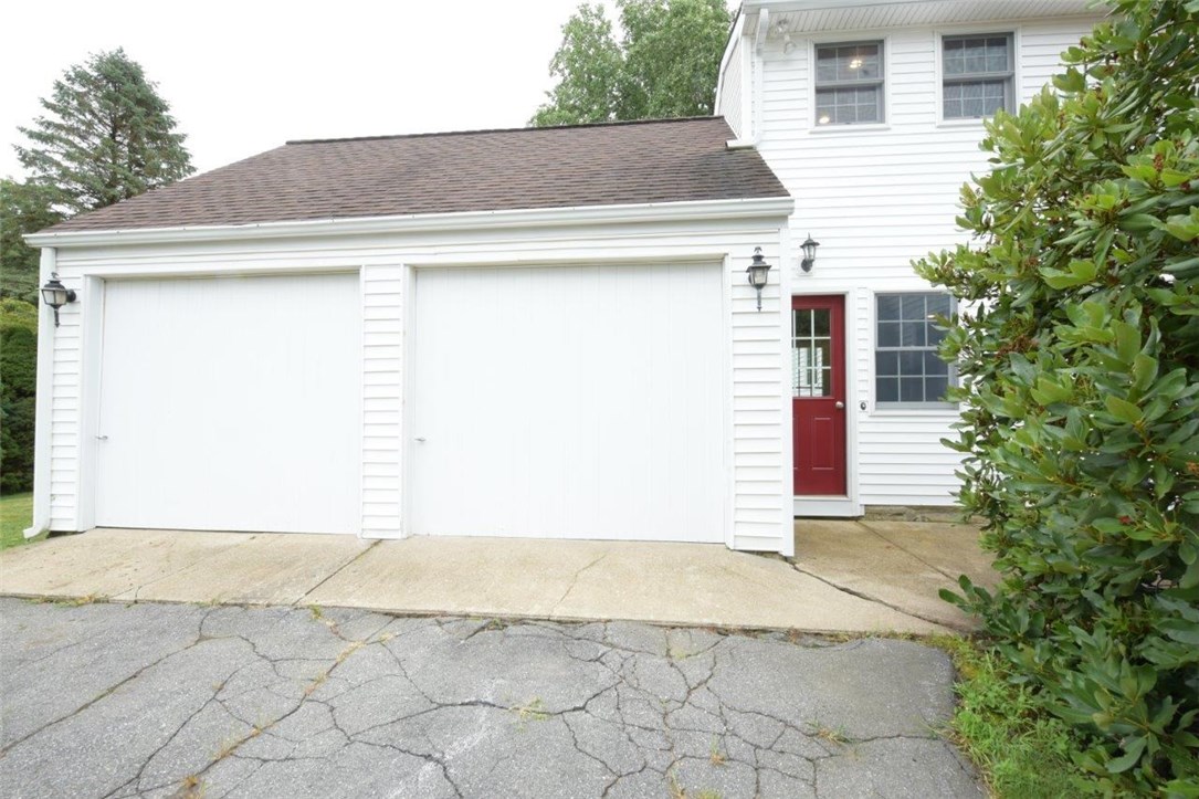 1408 Chopmist Hill Road Scituate, RI 02857 - Photo 5 of 30 Gallery Image 5