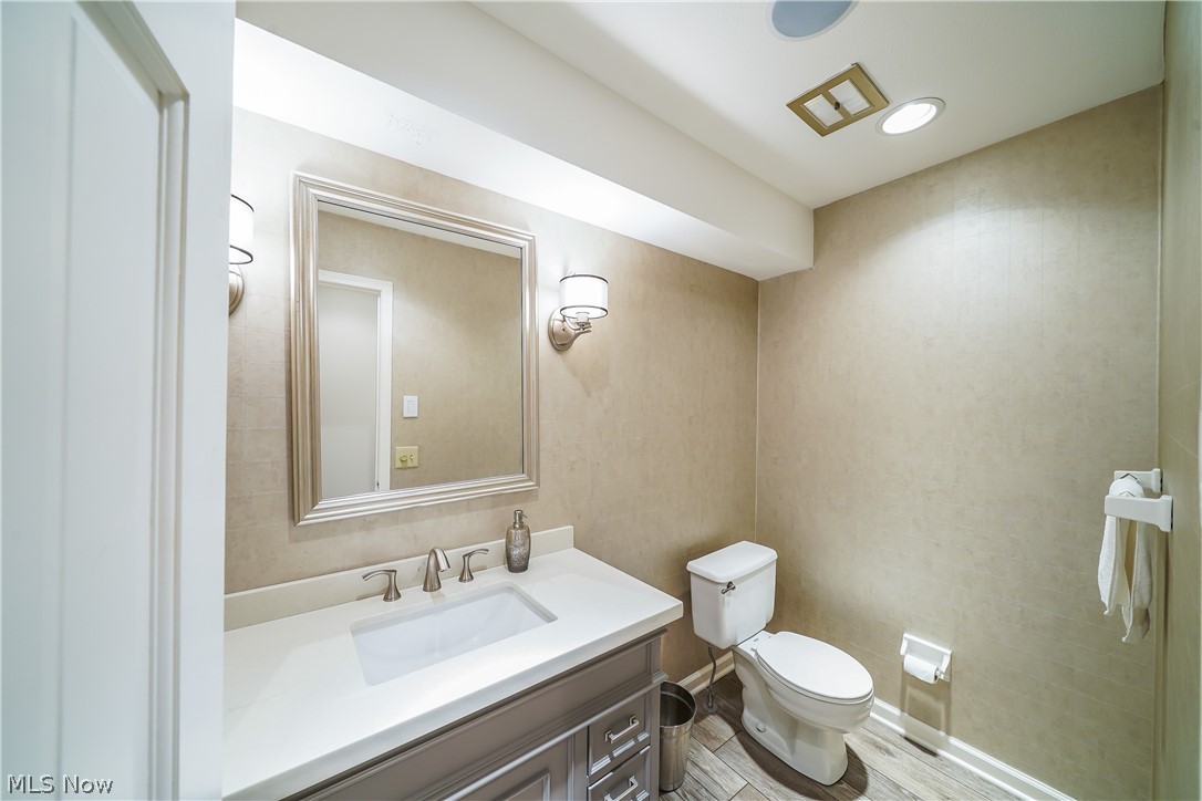 7535 Valley View Road Hudson, OH 44236 - Photo 16 of 35