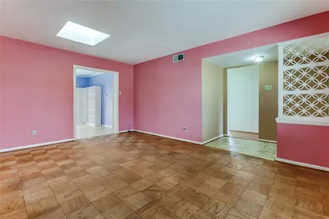 $325,000 | 12018 Sunland Street, Dallas, TX 75218