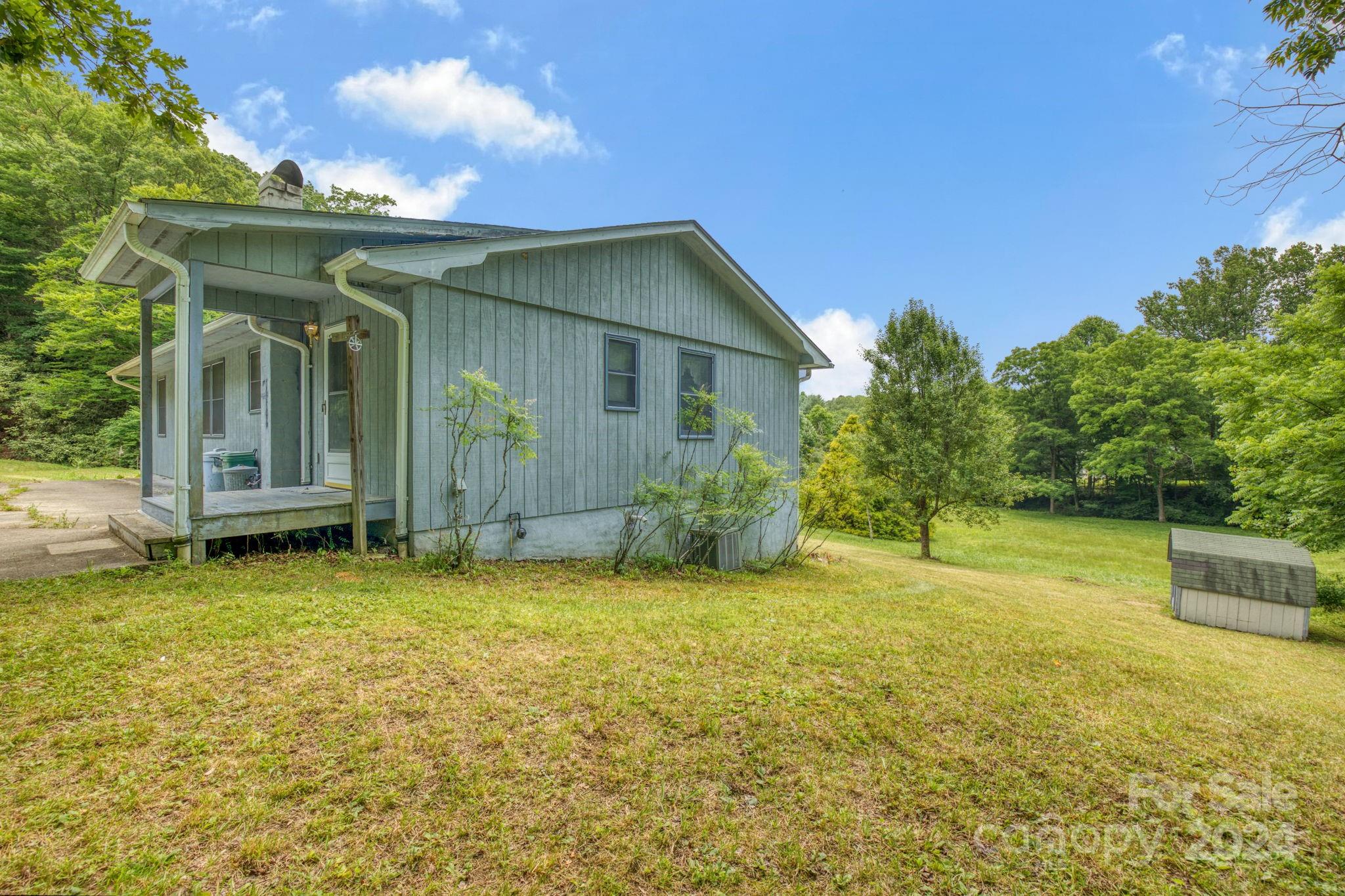 45 Chestnut Cove Road Brevard, NC 28712 - Photo 7 of 47 Gallery Image 7