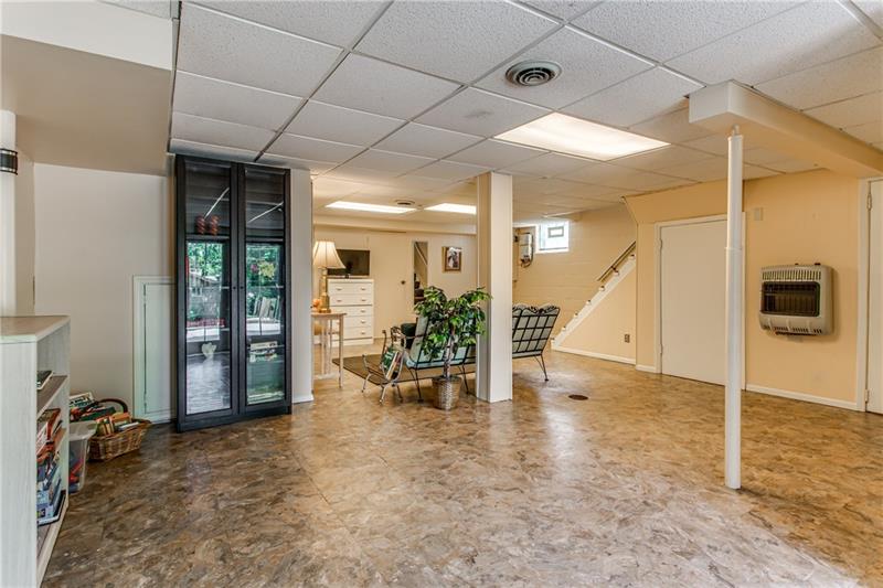 365 Goldsmith Road Pittsburgh, PA 15237 - Photo 19 of 25