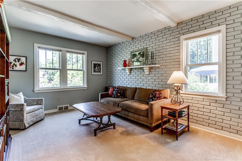 365 Goldsmith Road Pittsburgh, PA 15237 - Photo 4 of 25