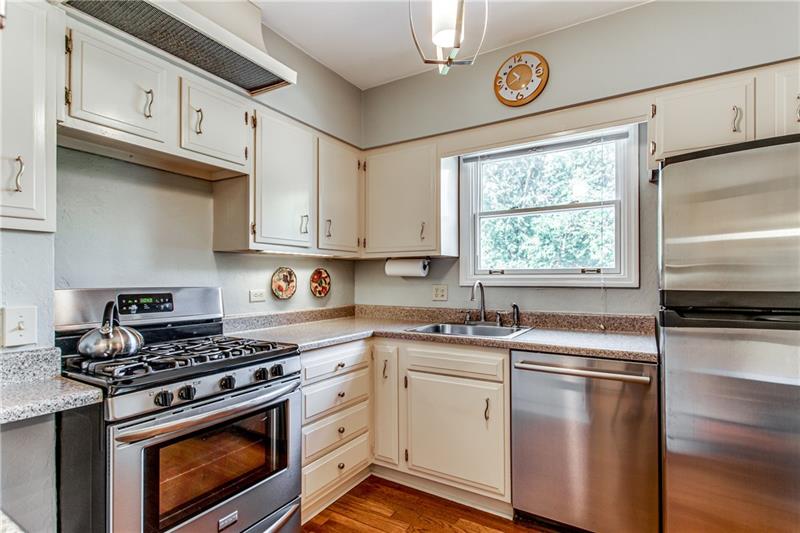 365 Goldsmith Road Pittsburgh, PA 15237 - Photo 8 of 25