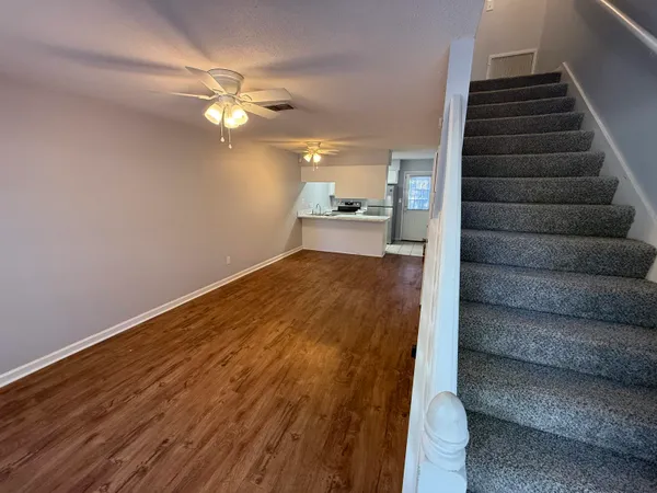 $1,200 | 827 Richmond Street, Unit F, Tallahassee, FL 32304
