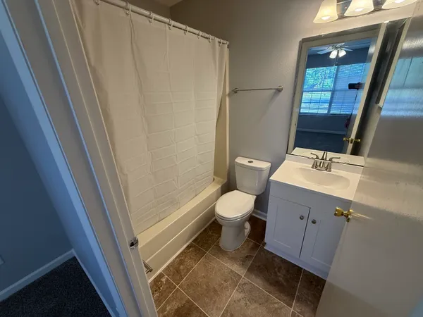 $1,200 | 827 Richmond Street, Unit F, Tallahassee, FL 32304