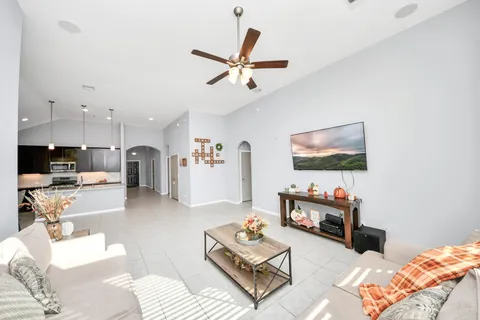 $289,990 | 427 Alaska Cedar Drive, Crosby, TX 77532