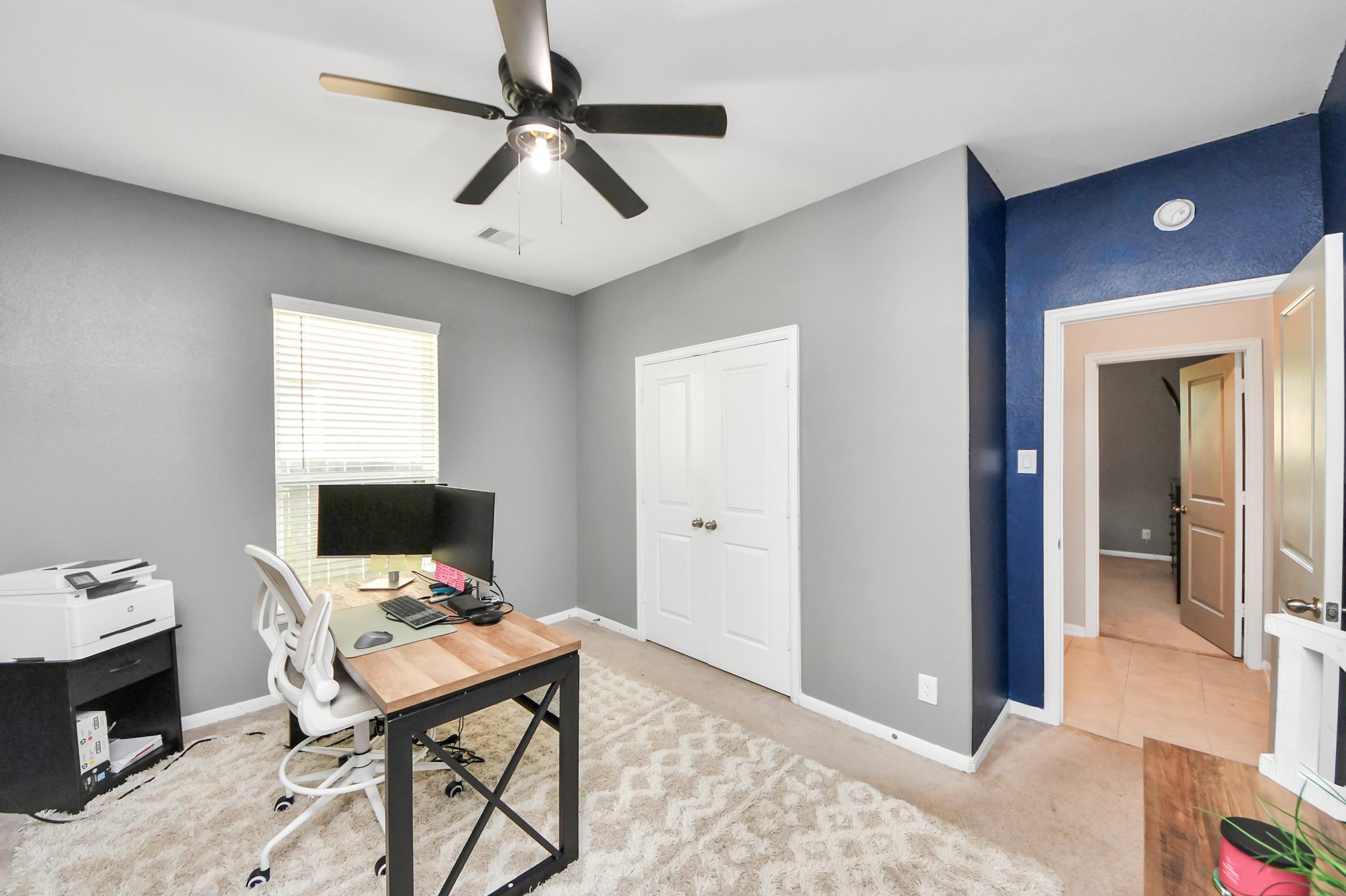 427 Alaska Cedar Drive Crosby, TX 77532 - Photo 8 of 35 a workspace with furniture and window