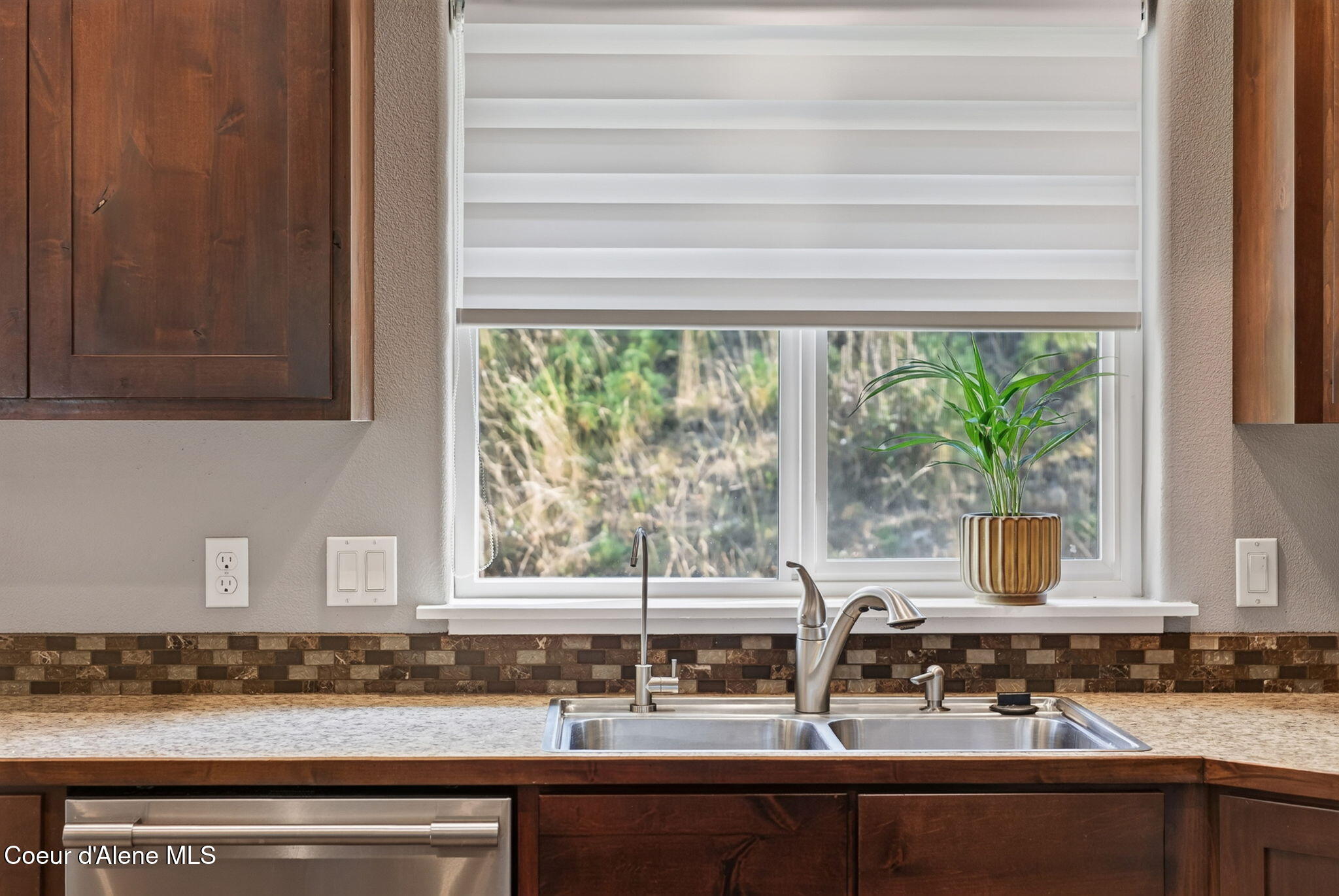 205 Old Farm Road Pinehurst, ID 83850 - Photo 8 of 91 Kitchen Bliss
