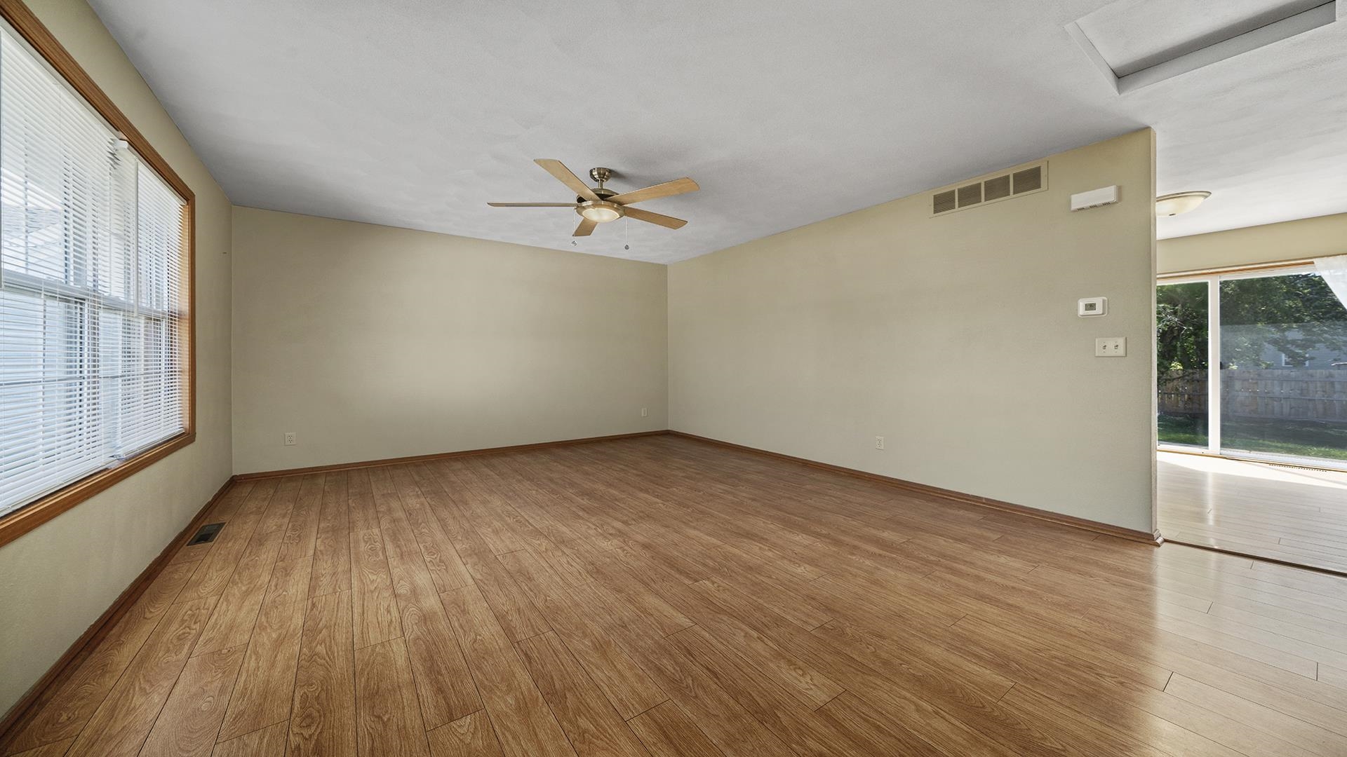 802 7 Hickory Road Byron, IL 61010 - Photo 3 of 29 Gallery Image 3