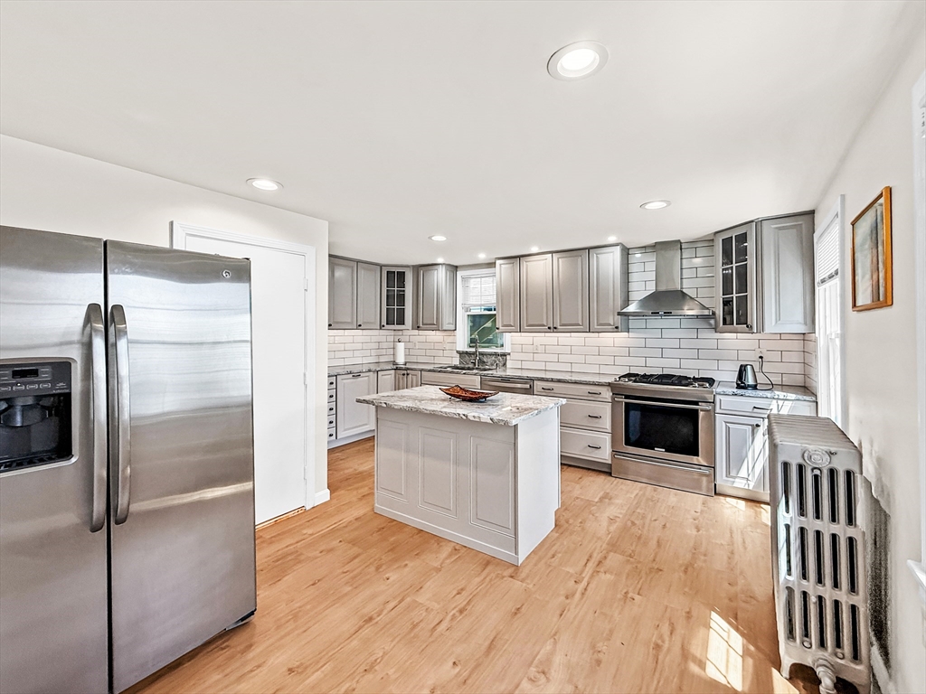 76 Baldwin Avenue Everett, MA 02149 - Photo 3 of 41 Gallery Image 3
