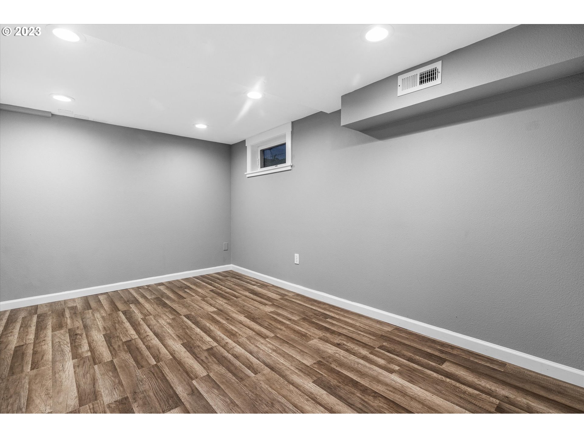 11836 Partlow Road Oregon City, OR 97045 - Photo 35 of 44 Gallery Image 35
