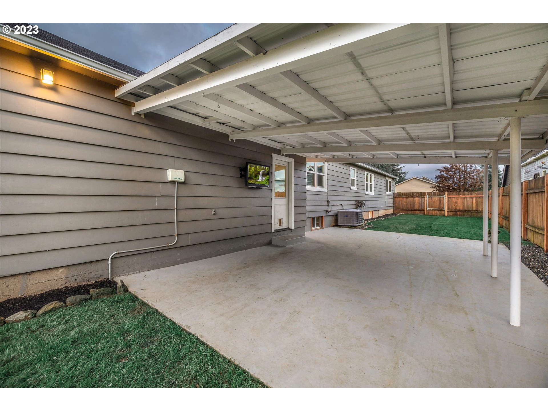 11836 Partlow Road Oregon City, OR 97045 - Photo 39 of 44 Gallery Image 39