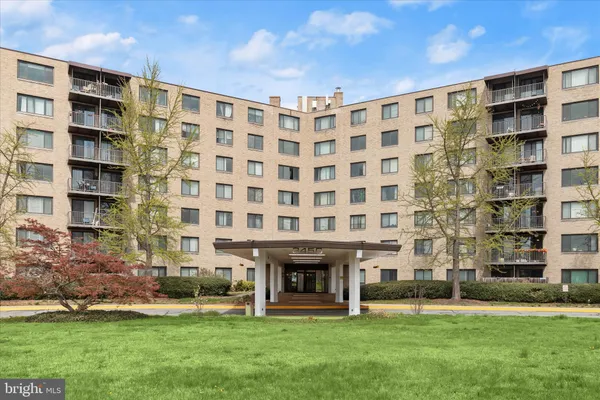 $149,900 | 3450 Toledo Terrace, Unit 727, Hyattsville, MD 20782