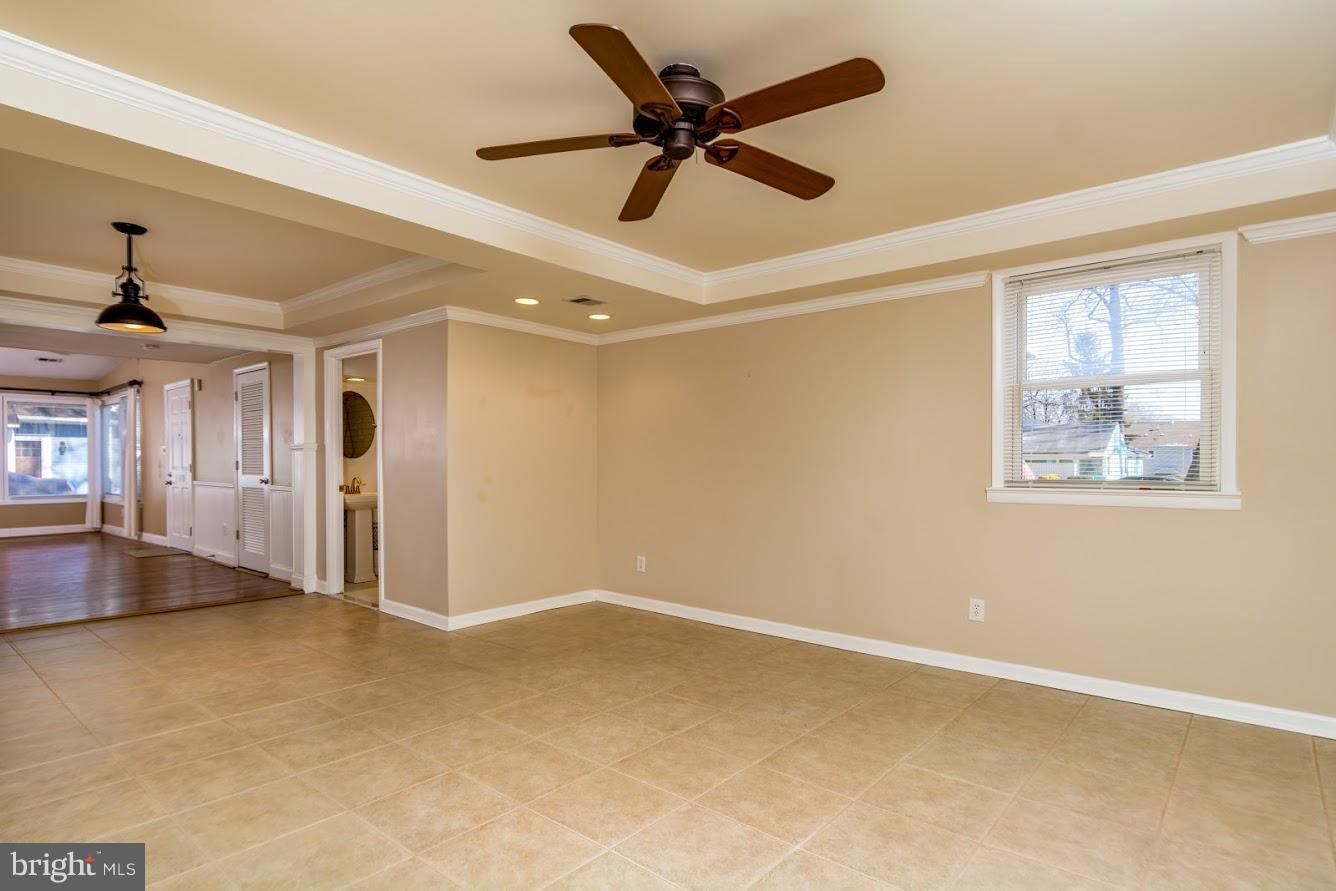 3136 Manor Road Falls Church, VA 22042 - Photo 6 of 24 Interior (General)