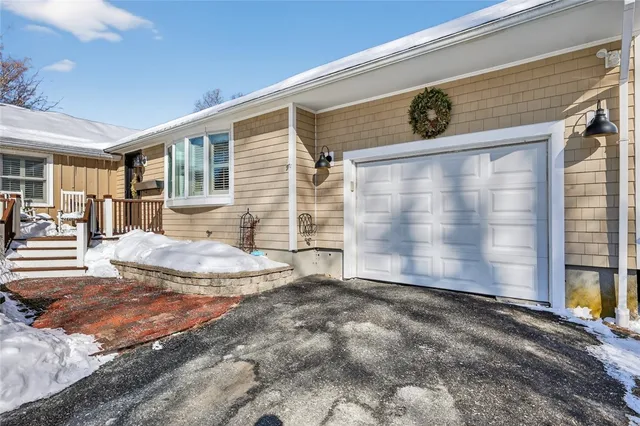 $679,000 | 92 Locust Street, Portsmouth, RI 02871