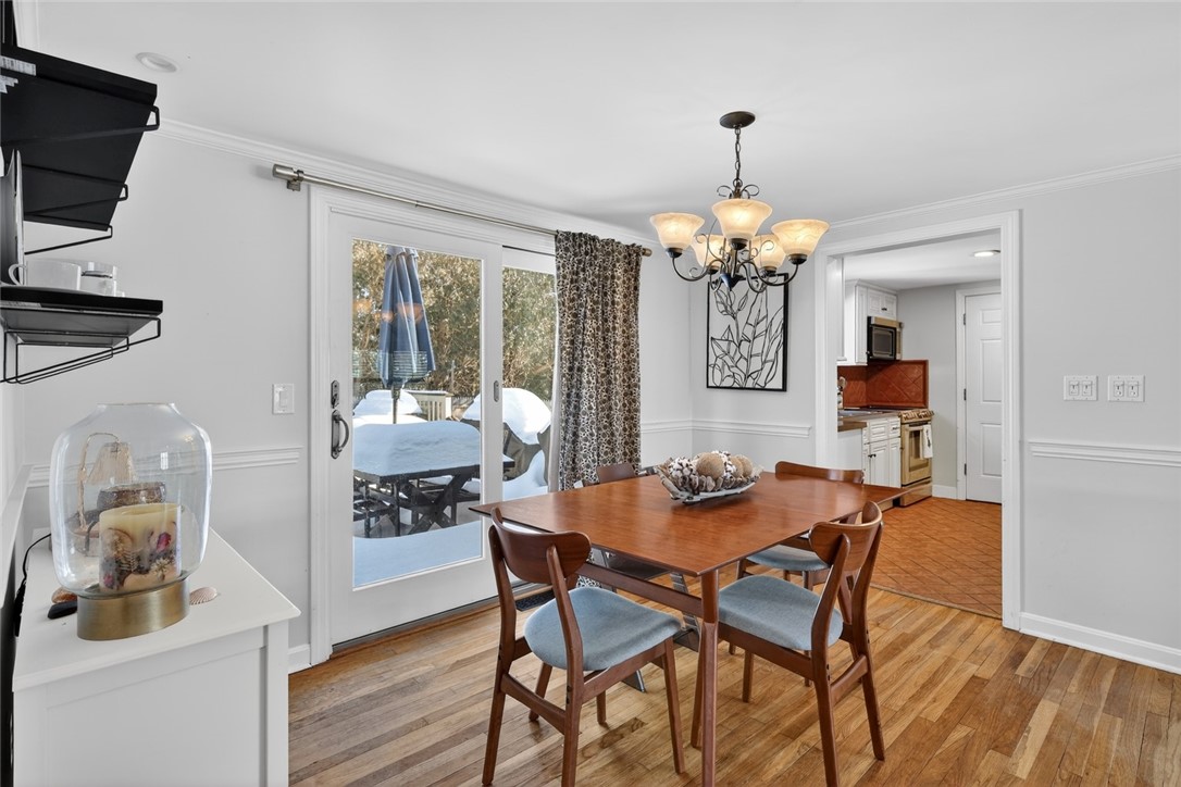 92 Locust Street Portsmouth, RI 02871 - Photo 11 of 29