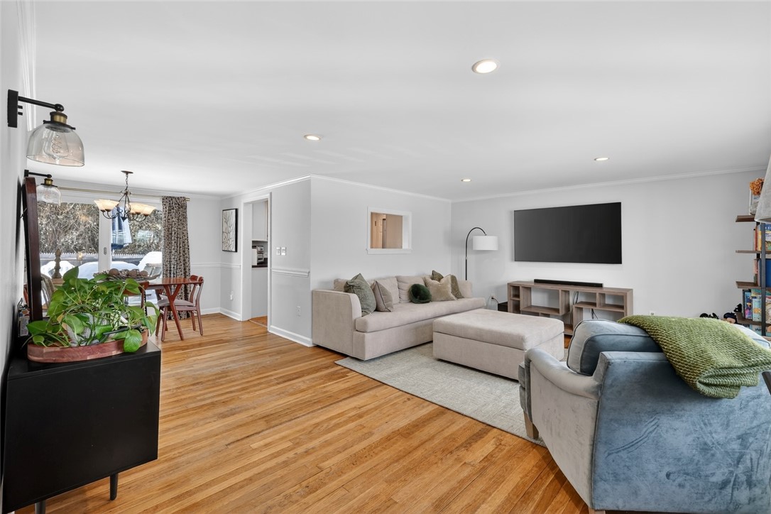 92 Locust Street Portsmouth, RI 02871 - Photo 3 of 29