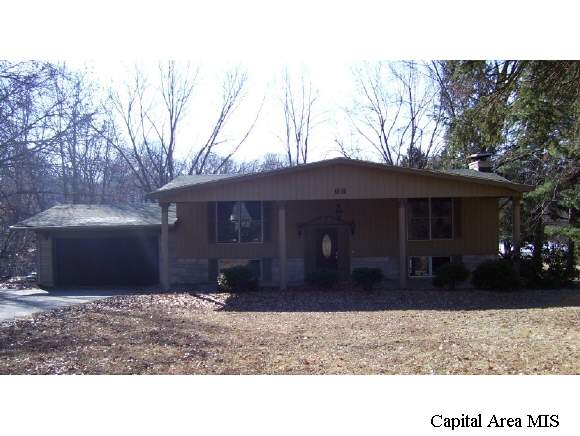 68 Maple Grove Lane Springfield, IL 62712 - Photo 1 of 4