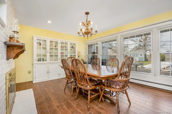 $799,000 | 95 Elm Drive North, Levittown, NY 11756