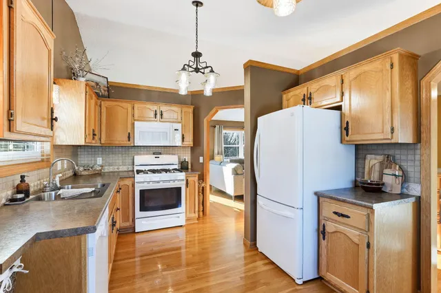 $429,900 | 7876 Isleton Avenue South, Cottage Grove, MN 55016