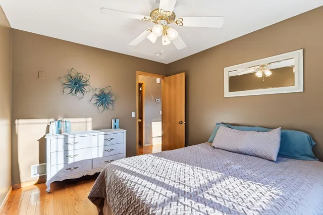 $429,900 | 7876 Isleton Avenue South, Cottage Grove, MN 55016