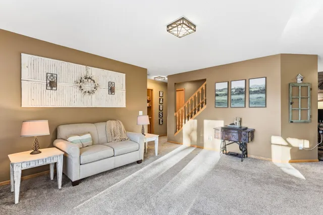 $429,900 | 7876 Isleton Avenue South, Cottage Grove, MN 55016