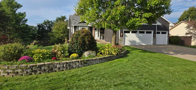 $429,900 | 7876 Isleton Avenue South, Cottage Grove, MN 55016