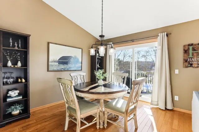 $429,900 | 7876 Isleton Avenue South, Cottage Grove, MN 55016