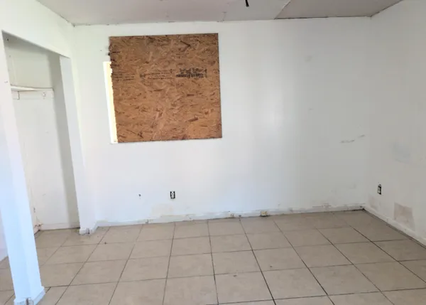 $170,000 | 521 North 22nd Street, Fort Pierce, FL 34950