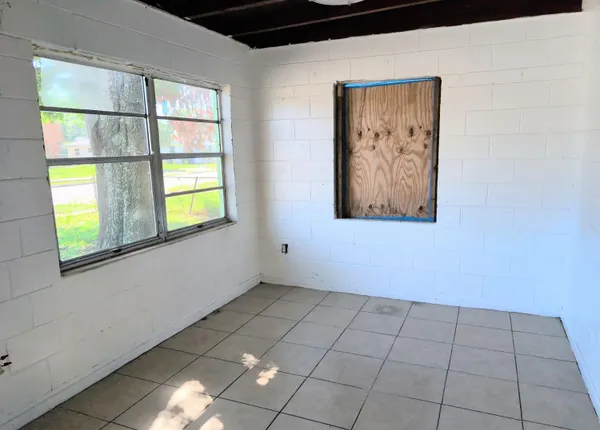 $170,000 | 521 North 22nd Street, Fort Pierce, FL 34950