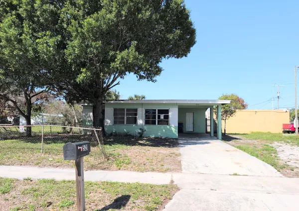 $170,000 | 521 North 22nd Street, Fort Pierce, FL 34950