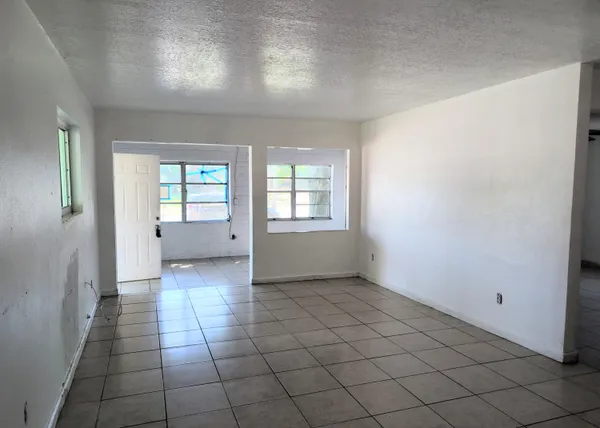 $170,000 | 521 North 22nd Street, Fort Pierce, FL 34950