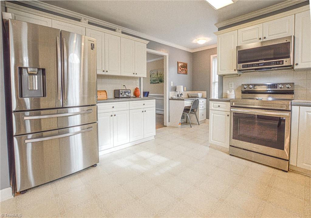 235 High Meadows Road Advance, NC 27006 - Photo 9 of 45