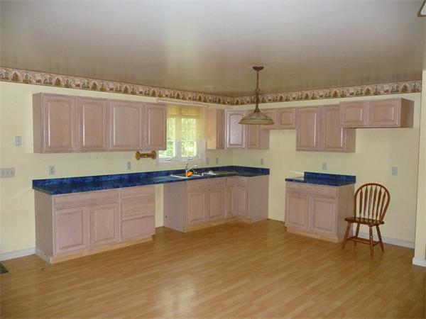127 Charlton Road Spencer, MA 01562 - Photo 5 of 15 Gallery Image 5