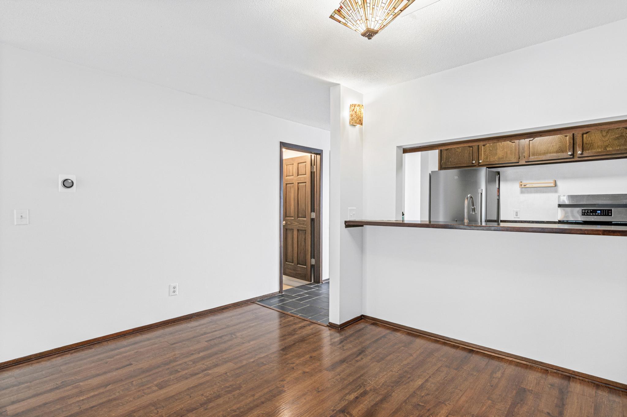 6052 Golden Valley Road Golden Valley, MN 55422 - Photo 5 of 43