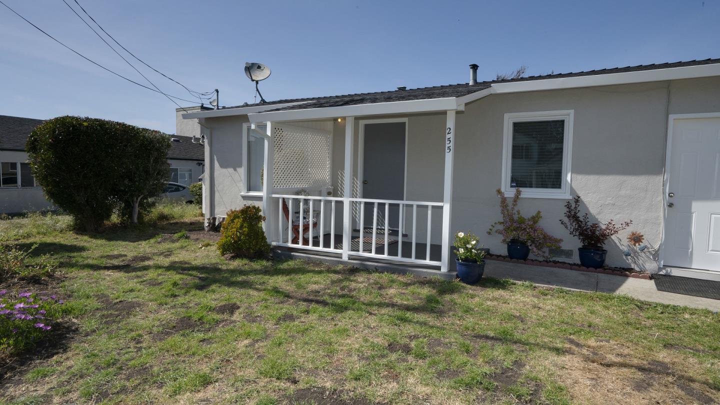 255 Brighton Road Pacifica, CA 94044 - Photo 3 of 29 a view of a porch