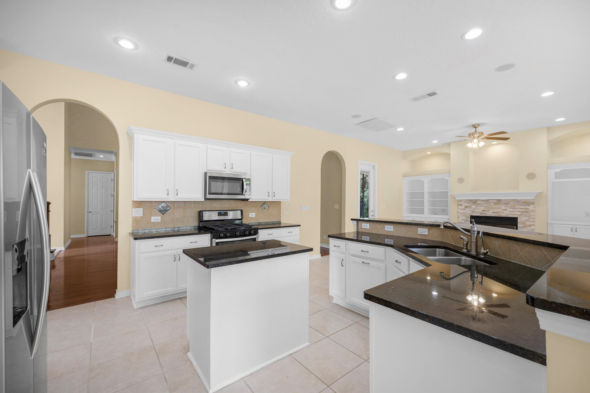 1050 Roxanna Road Fort Walton Beach, FL 32547 - Photo 7 of 43 1050Roxanna_07