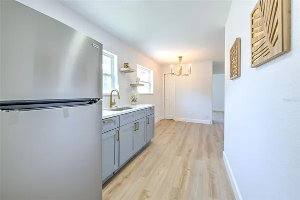 $2,300 | 2002 East Hanna Avenue, Tampa, FL 33610