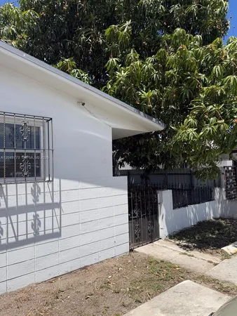 $760,000 | 41 East 20th Street, Hialeah, FL 33010