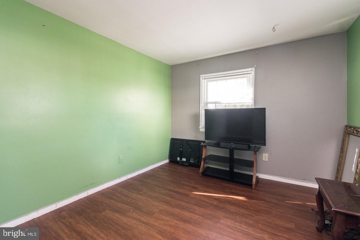 201 South Harrison Road Sterling, VA 20164 - Photo 22 of 45 Gallery Image 22