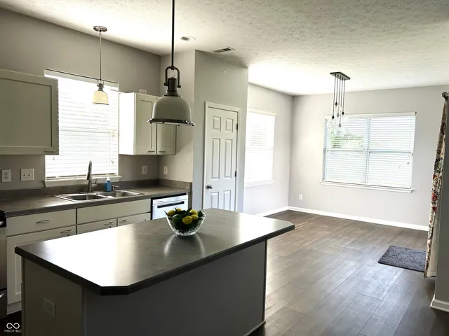 $345,000 | 8287 Falkirk Drive, Avon, IN 46123