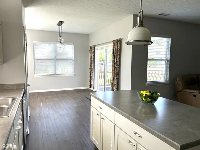 $345,000 | 8287 Falkirk Drive, Avon, IN 46123