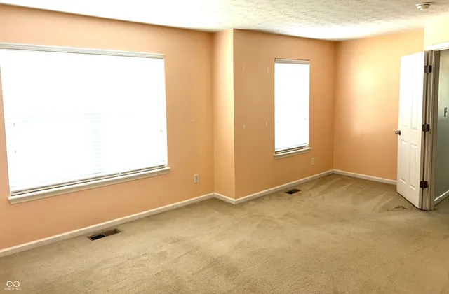 $345,000 | 8287 Falkirk Drive, Avon, IN 46123