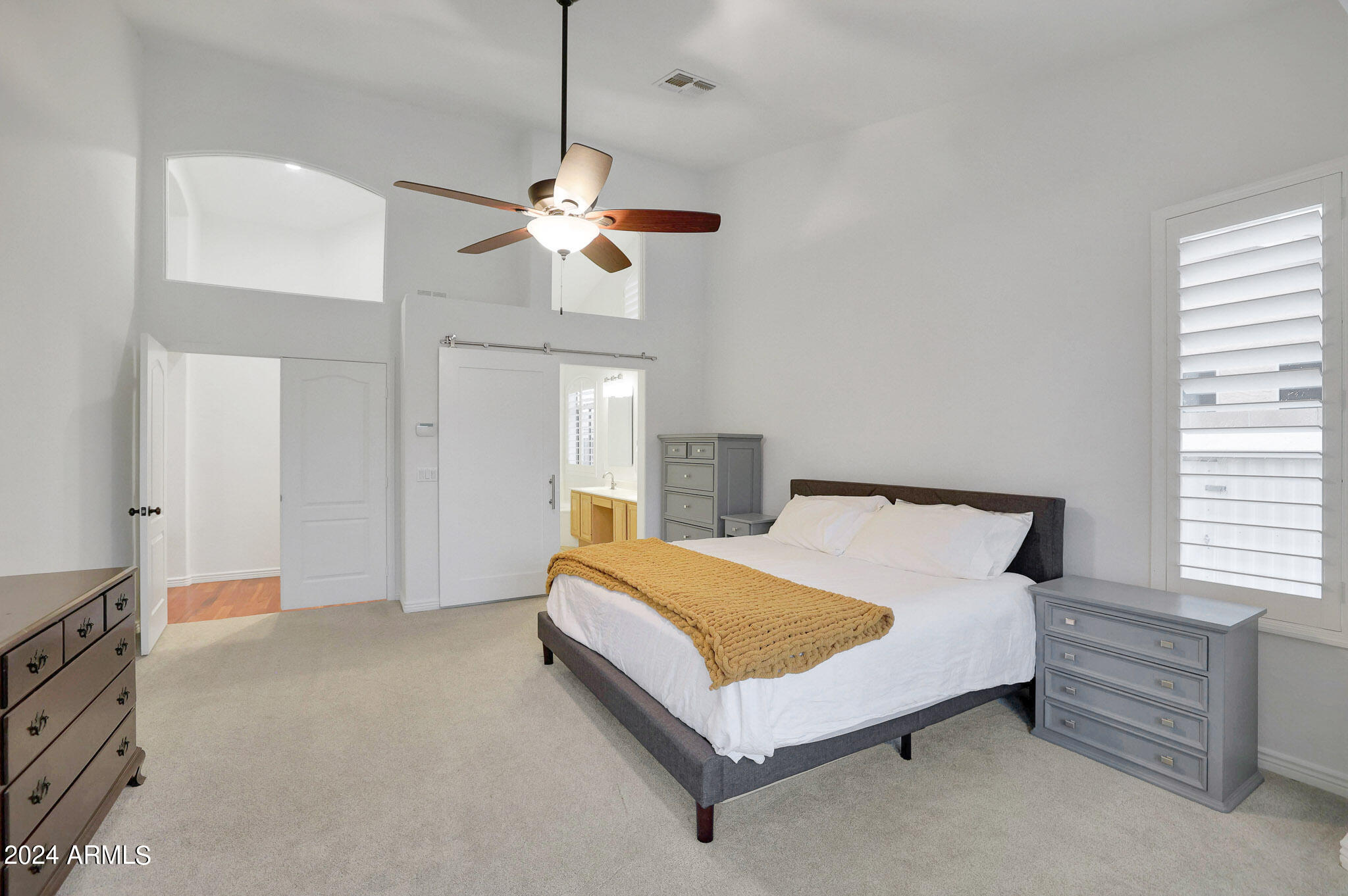 4320 East Swilling Road Phoenix, AZ 85050 - Photo 19 of 39 Primary Bedroom