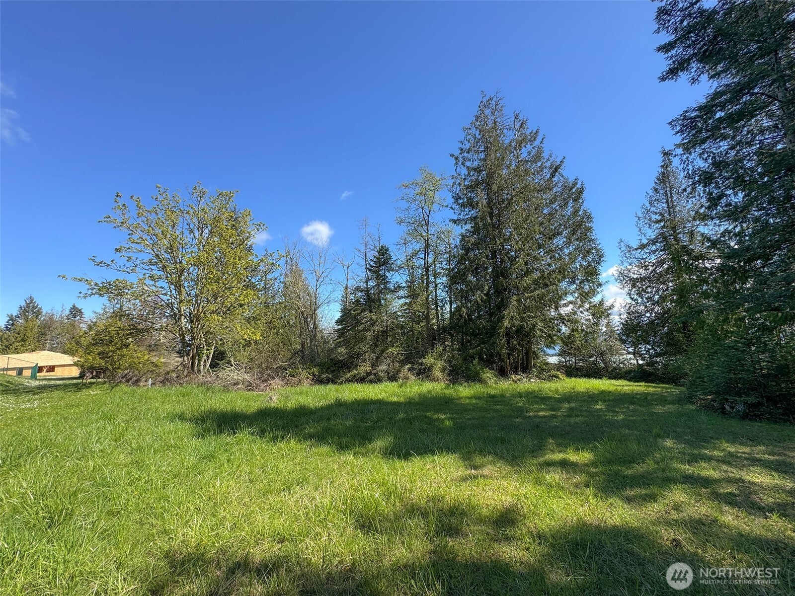 9999 Elk Pass Road Sequim, WA 98382 - Photo 33 of 40 a view of a golf course