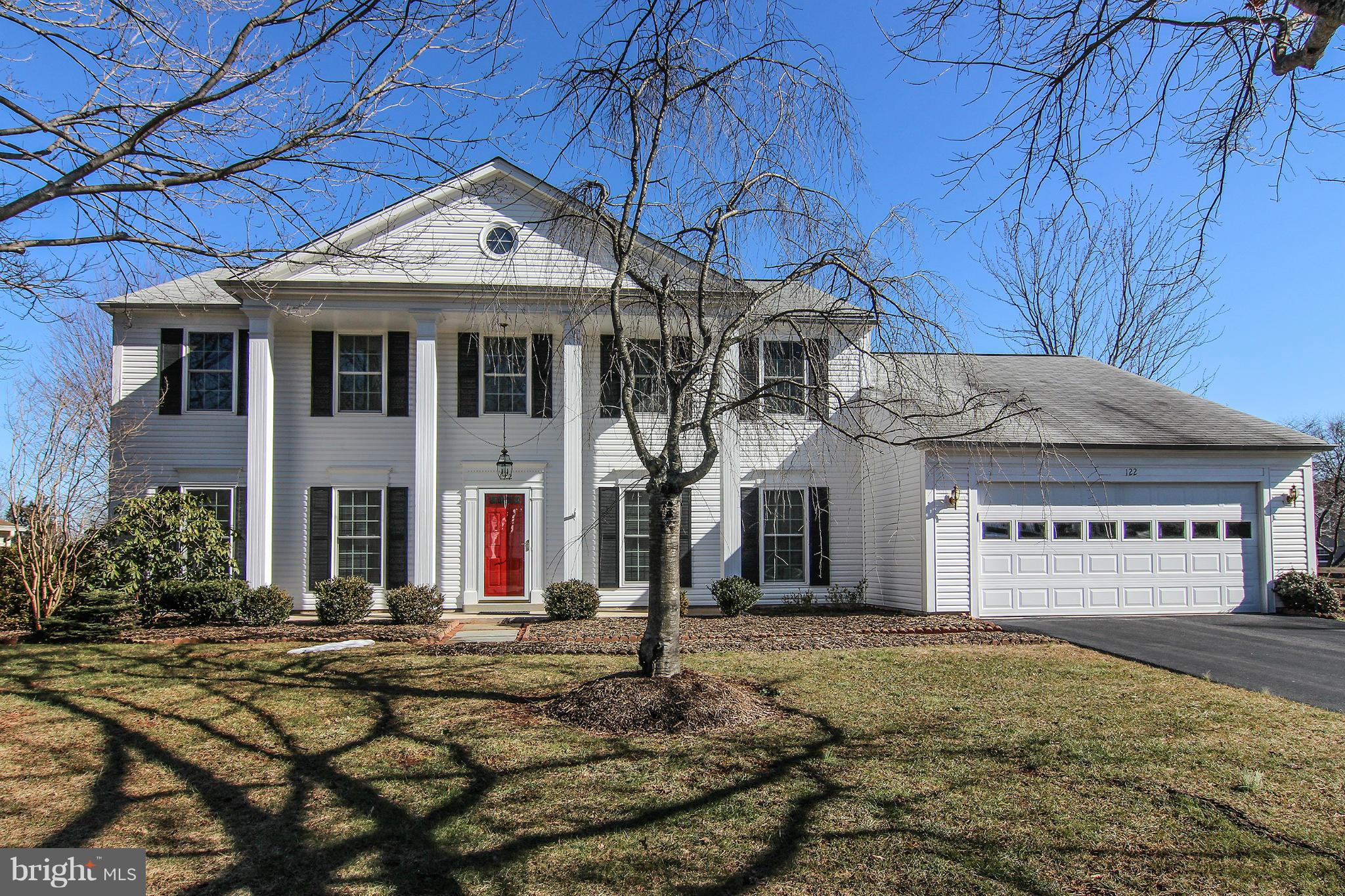122 Minor Road Sterling, VA 20165 - Photo 1 of 30 Exterior (Front)