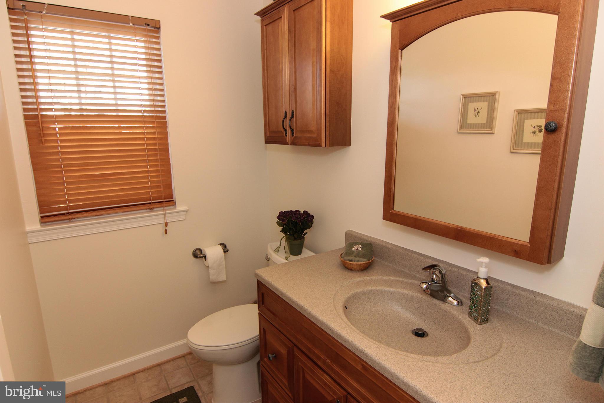 122 Minor Road Sterling, VA 20165 - Photo 15 of 30 Bath